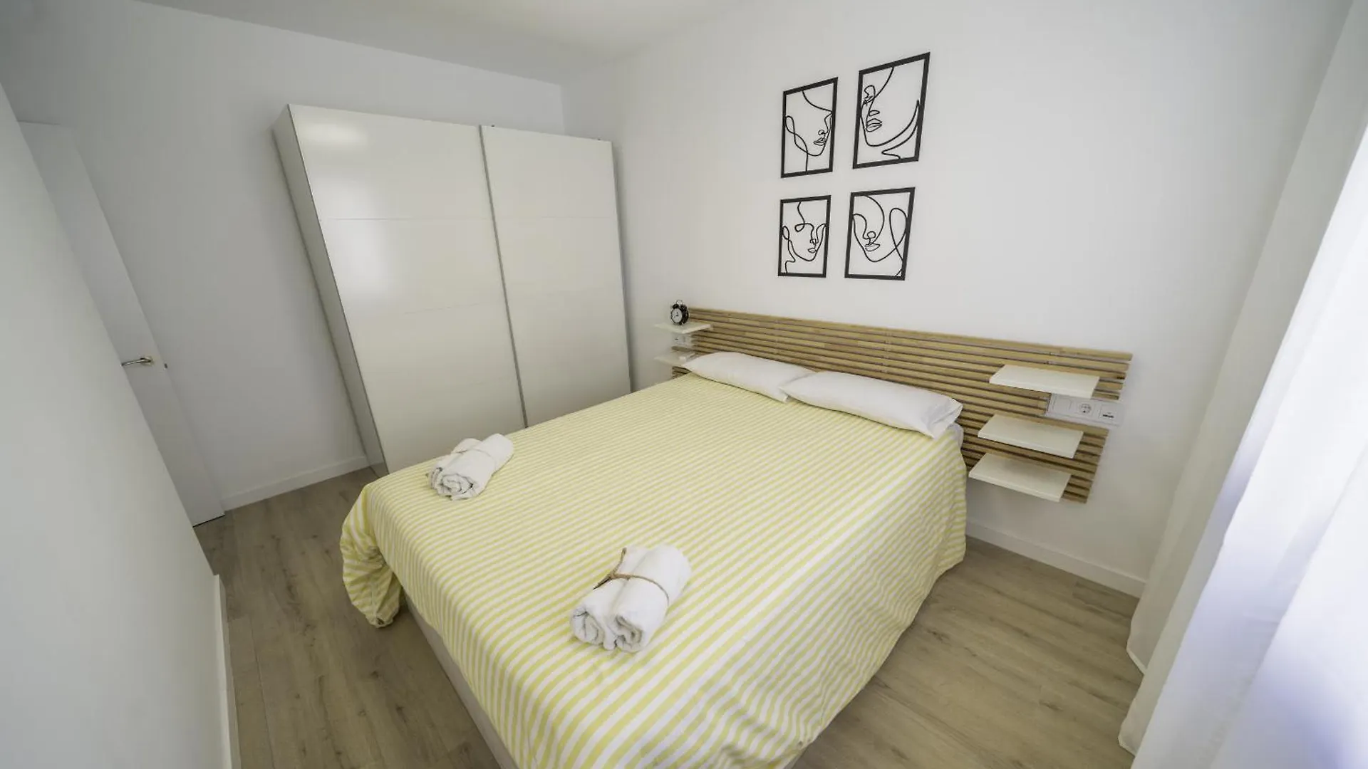 Apartment Homeholidaysrentals Kala - Costa Barcelona Pineda de Mar Spain
