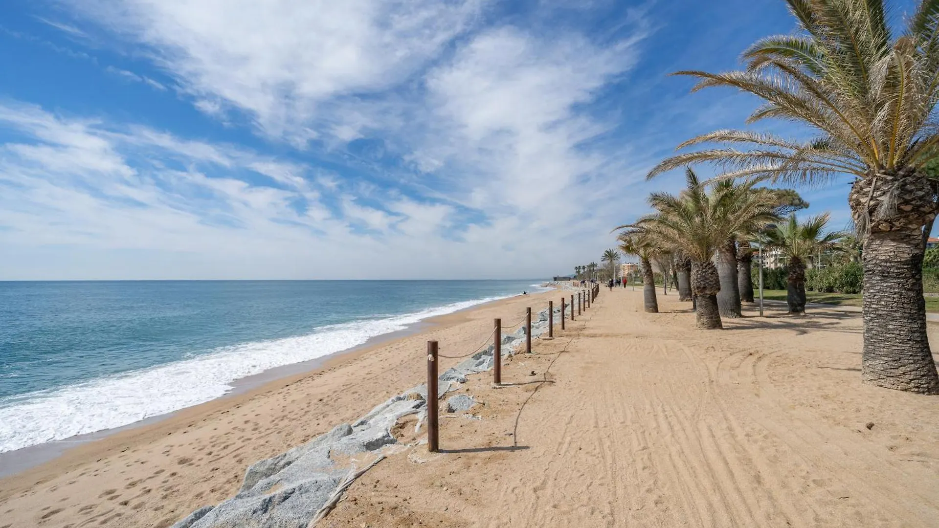 Apartment Homeholidaysrentals Kala - Costa Barcelona Pineda de Mar Spain