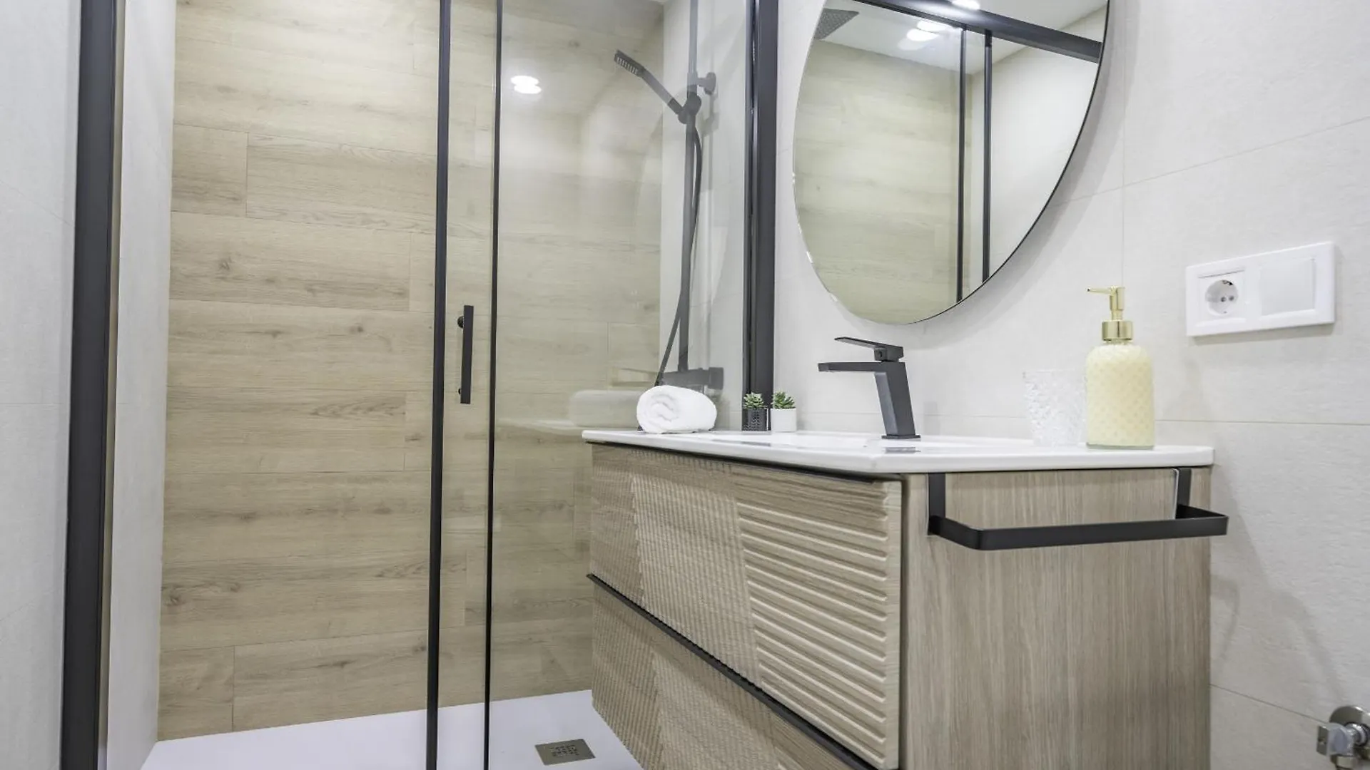 Homeholidaysrentals Kala - Costa Barcelona Pineda de Mar Apartment