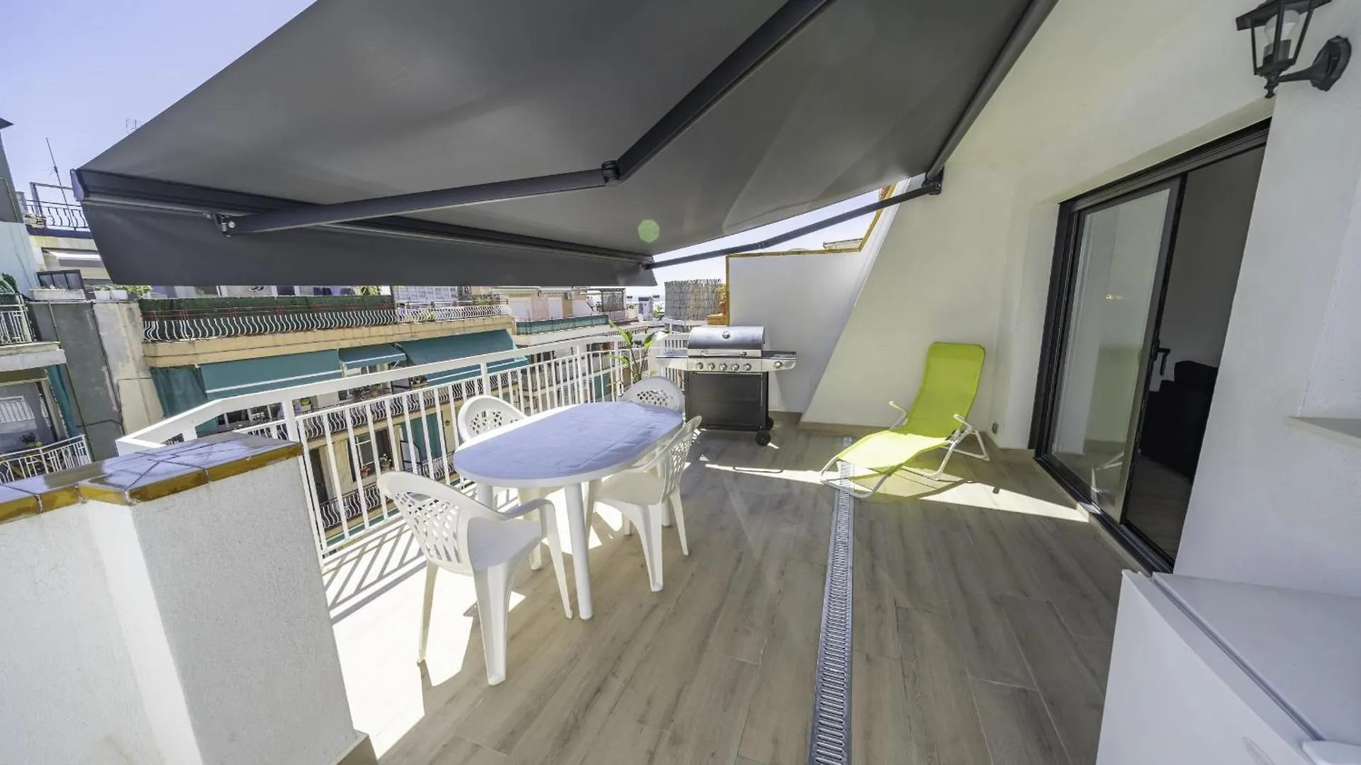 Apartment Homeholidaysrentals Kala - Costa Barcelona Pineda de Mar Spain
