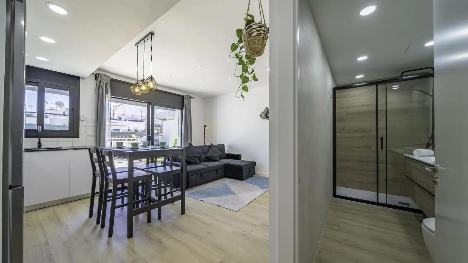 Homeholidaysrentals Kala - Costa Barcelona Pineda de Mar 0*,