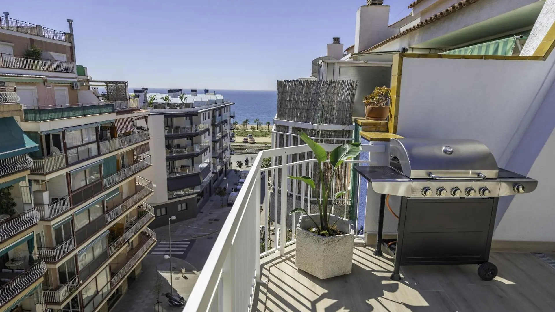Homeholidaysrentals Kala - Costa Barcelona Pineda de Mar Spain